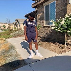 Meet your Posher, Kj